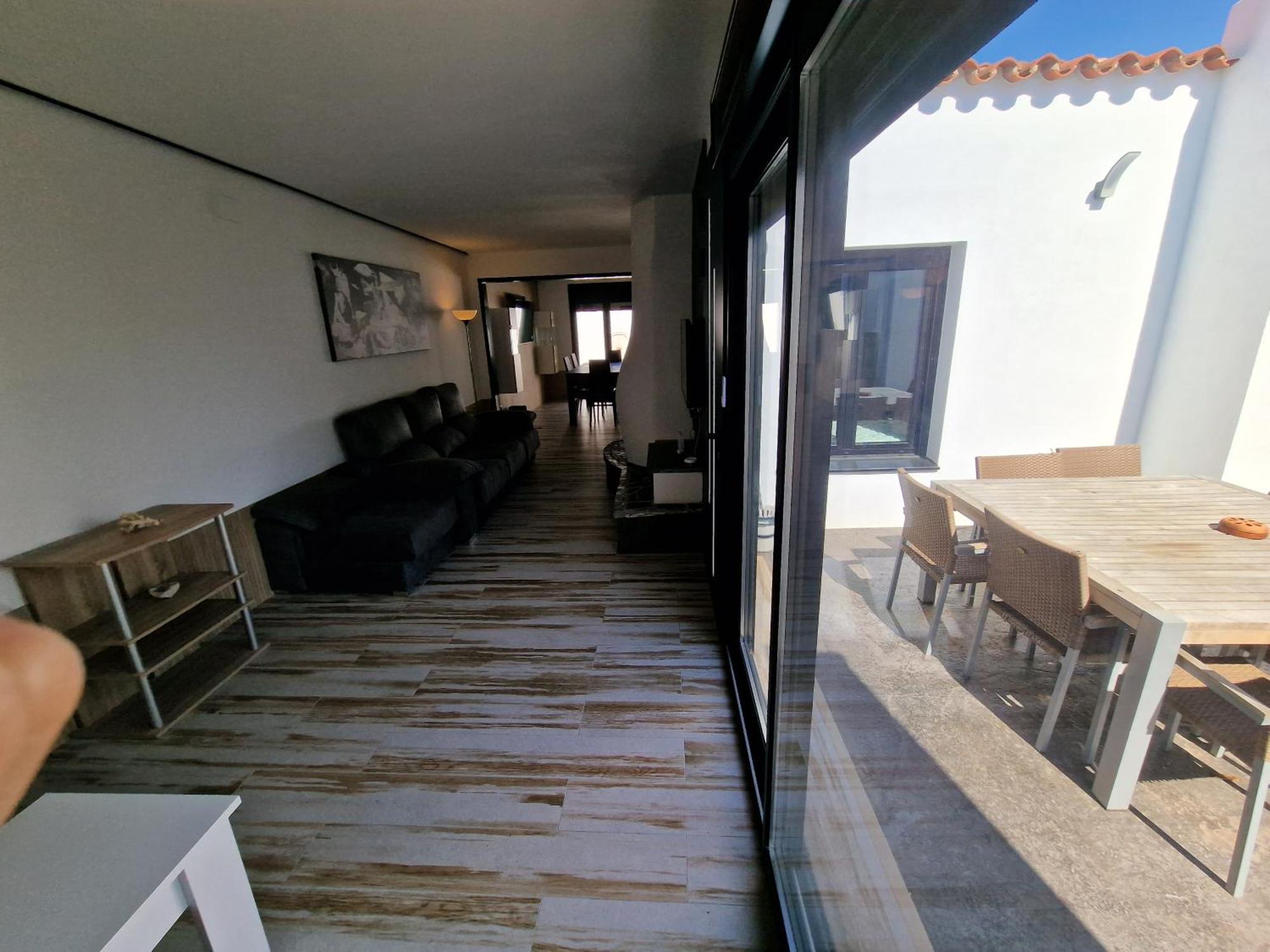 Cala Llarga *